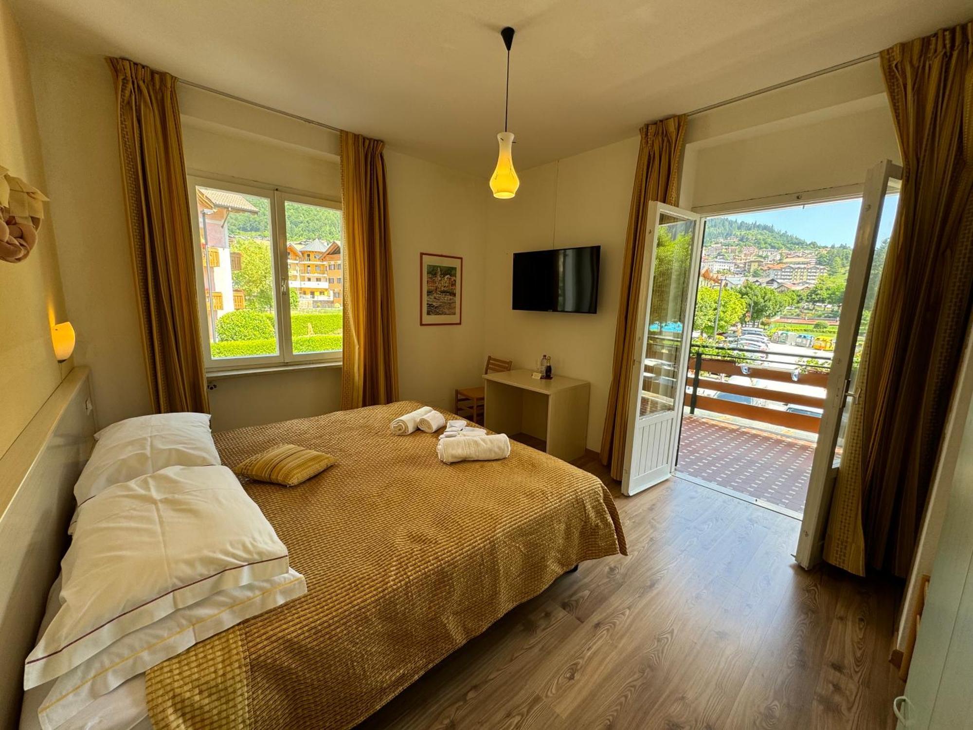 Garden Hotel Bellariva Molveno Room photo