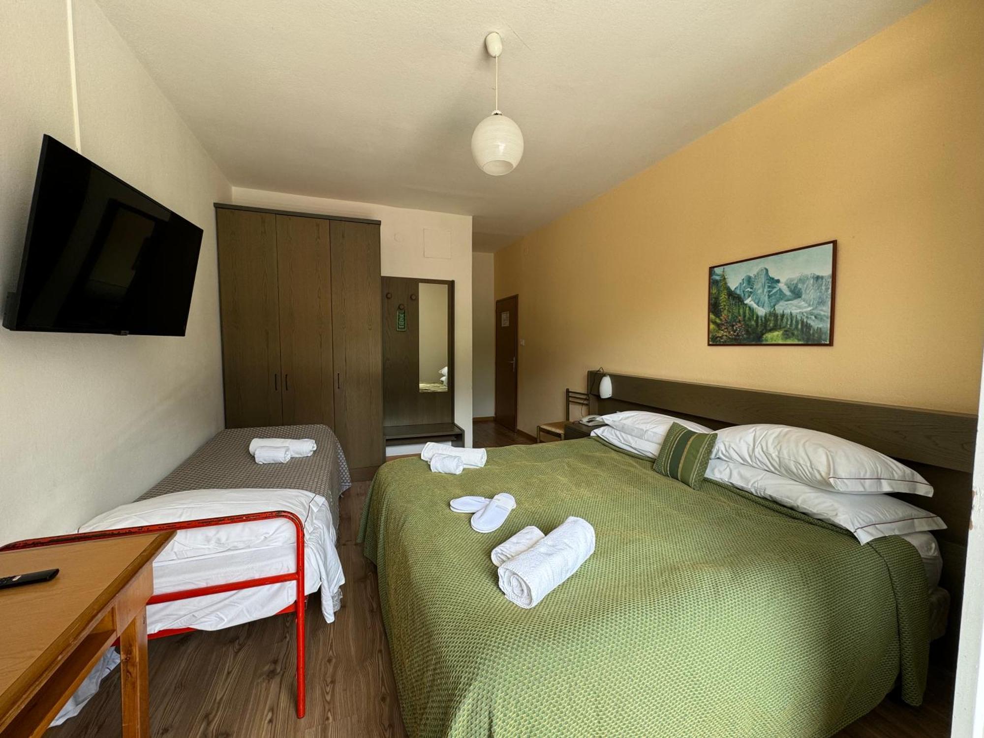 Garden Hotel Bellariva Molveno Room photo