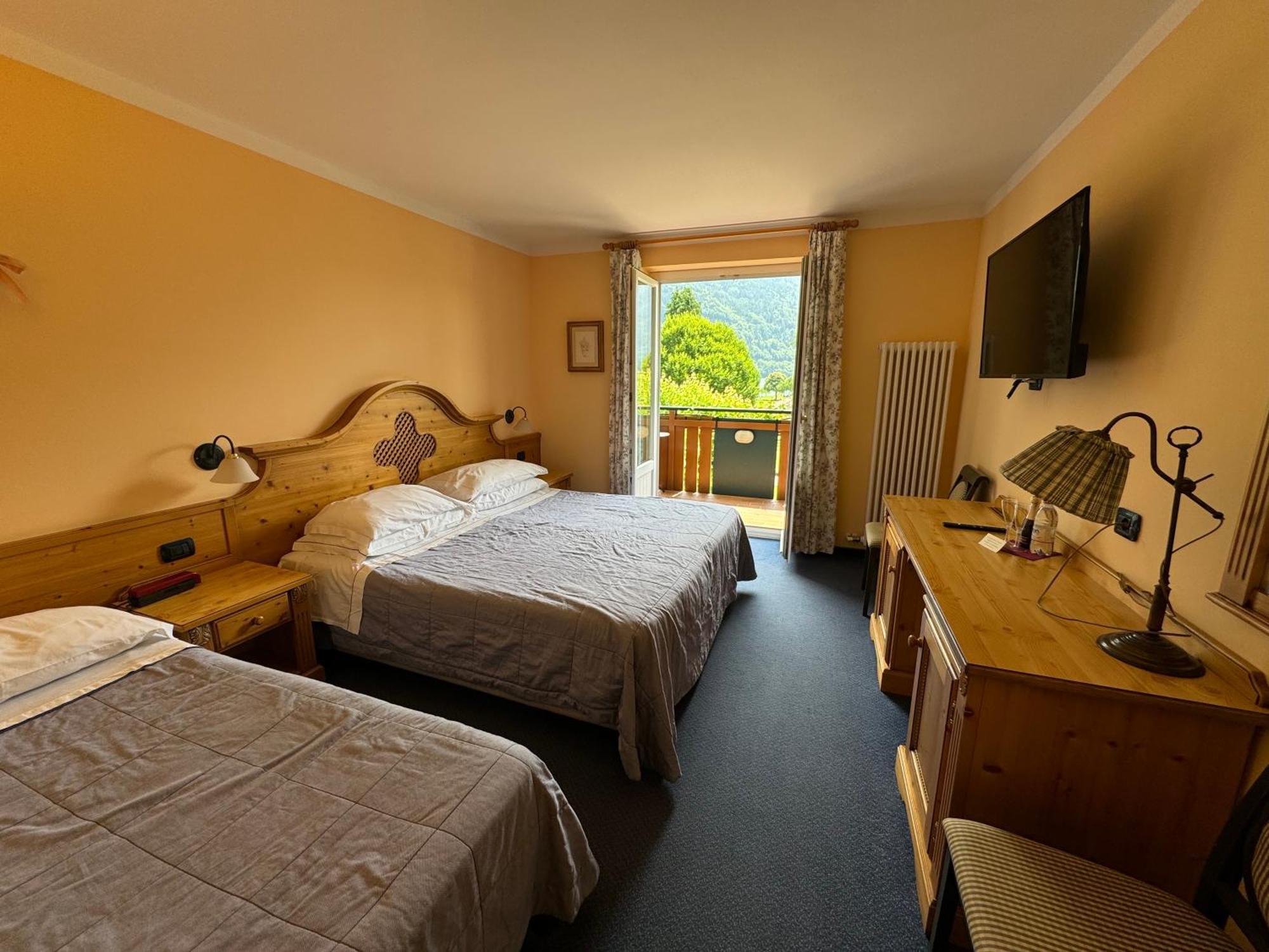 Garden Hotel Bellariva Molveno Room photo